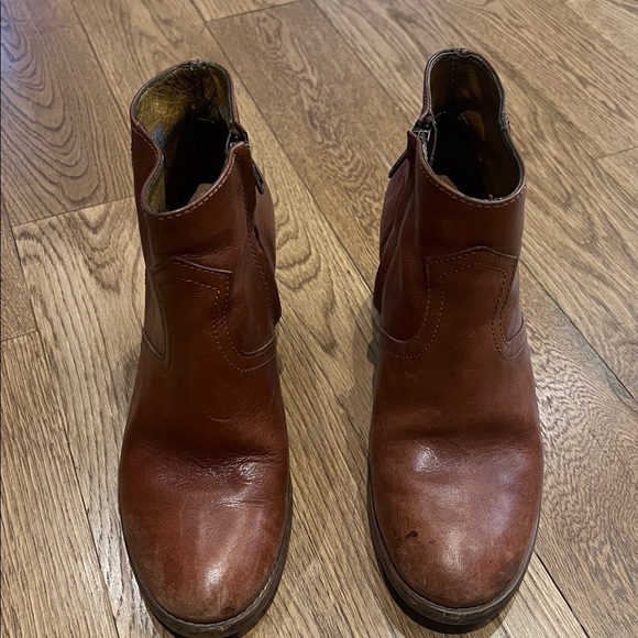 Madewell Brown Leather Ankle Boots - Picture 1 of 9